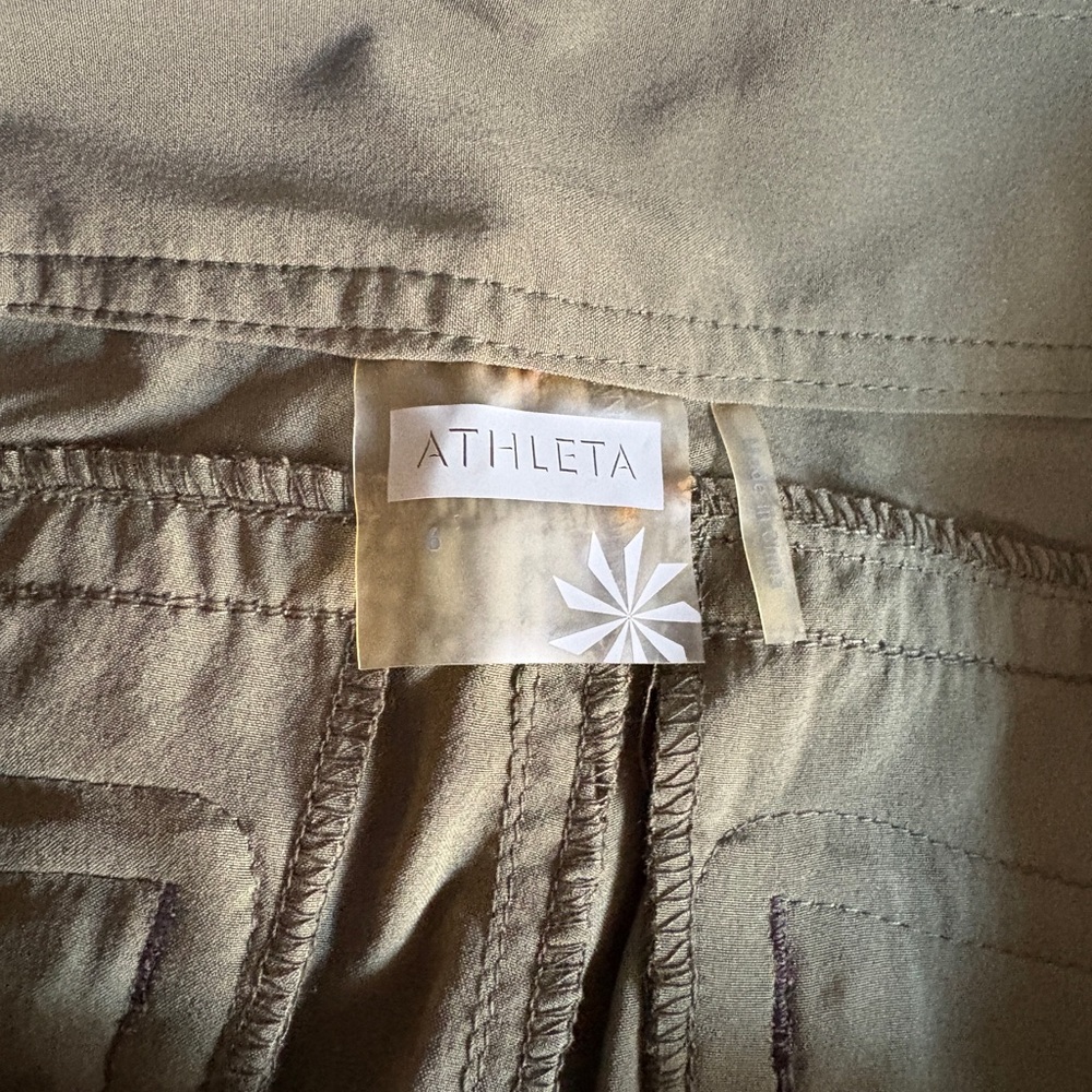Athleta Olive Green Women's active Shorts - Picture 4 of 4